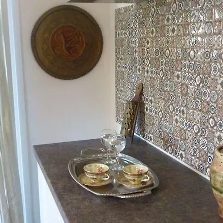 Palace Luxury Palio Apartment Palaiontsiflikion